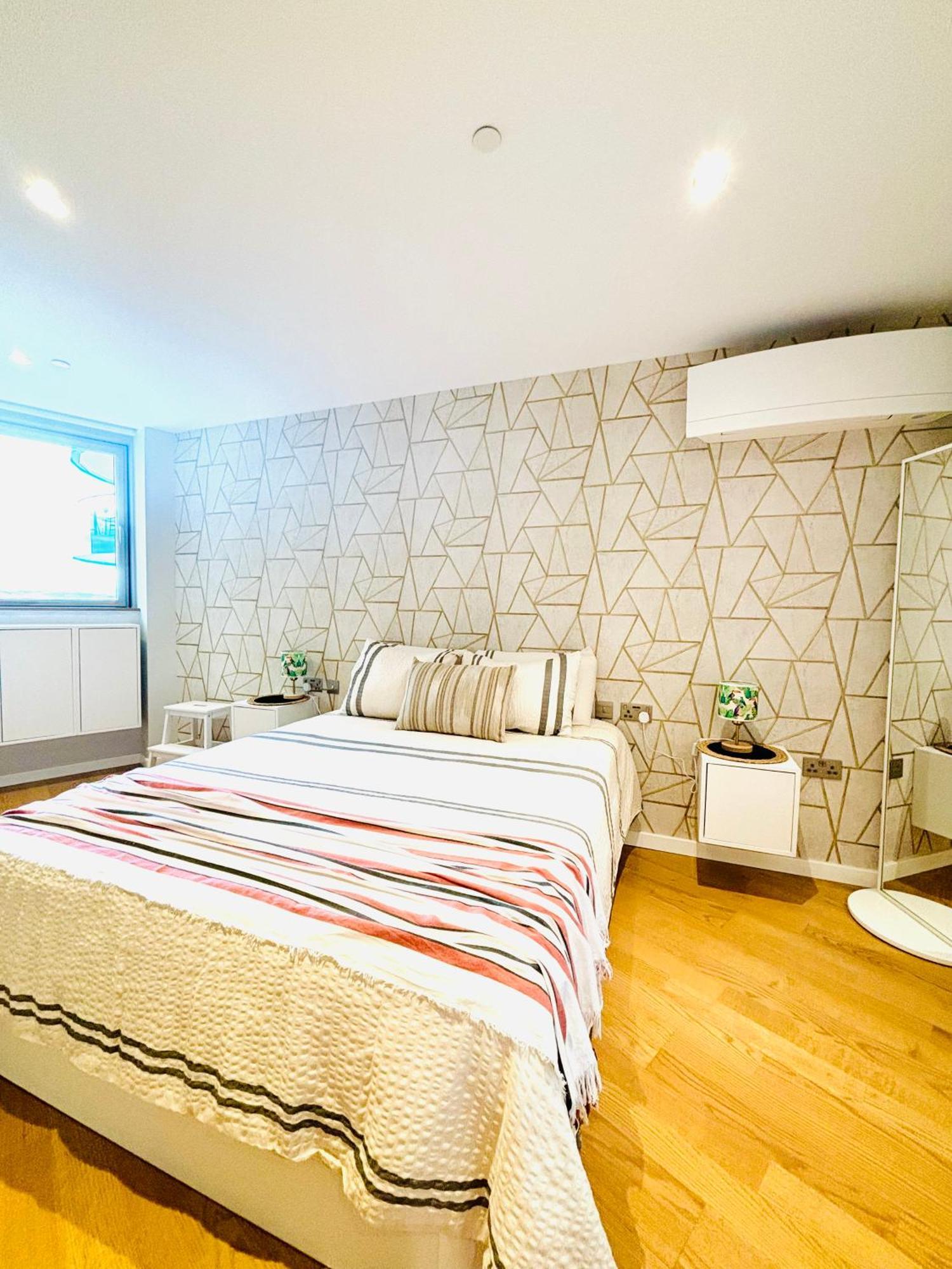 Ocean Village High Floor Luxury Modern Apartment Gibraltar Exterior foto